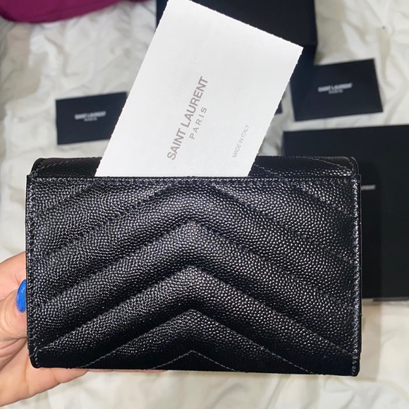 NWT Saint Laurent Monogramme Card Case V Flap - Picture 2 of 16